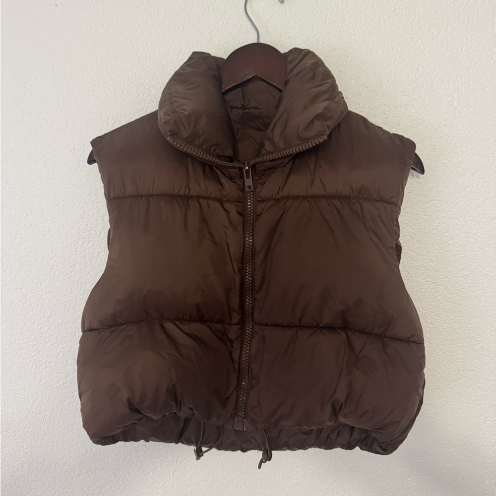 Womens Cropped Puffer Vest Zip Up Stand Collar Sleeveless Padded Crop Vests